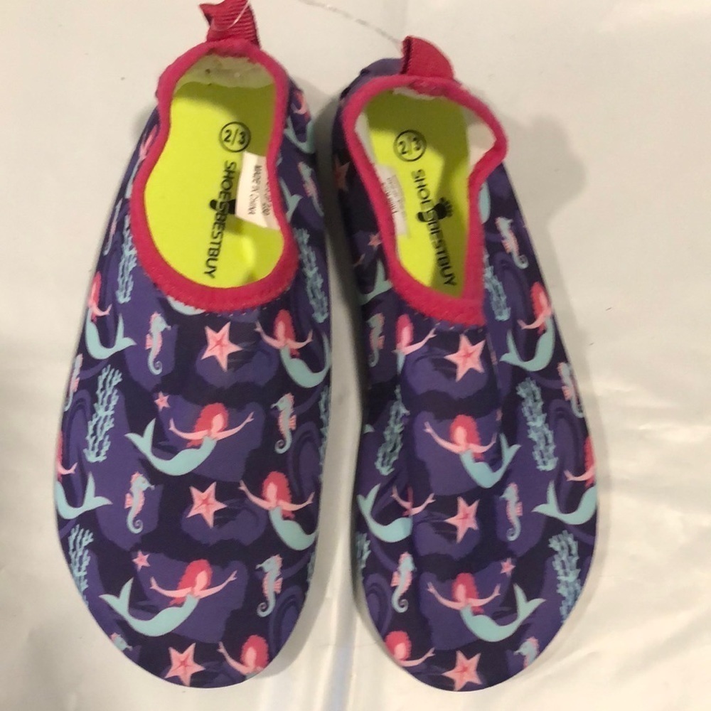 NWOT HIITAVE Mermaid Girls Water Beach Pool Shoes 2/3
